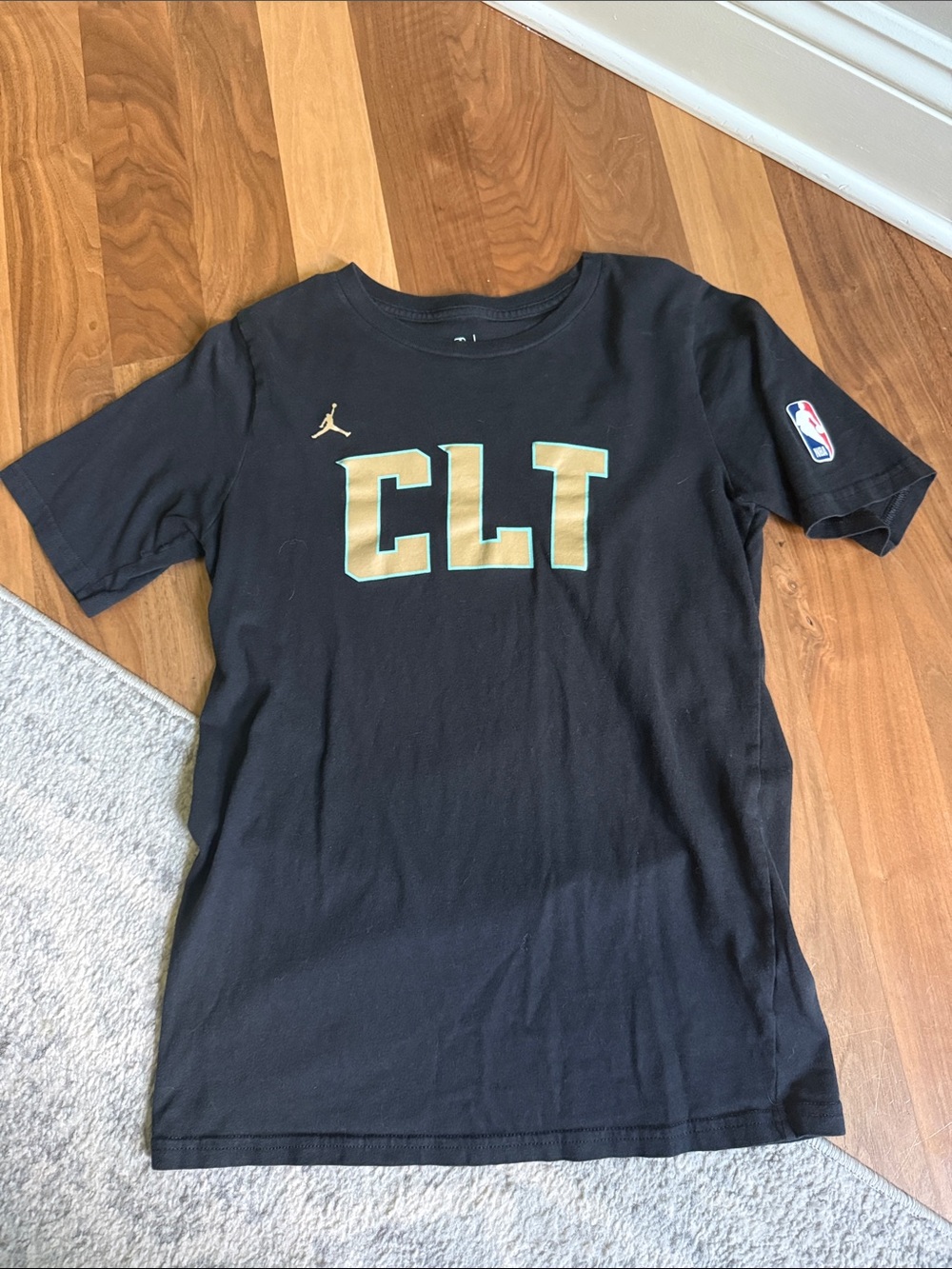 Charlotte hornets tee